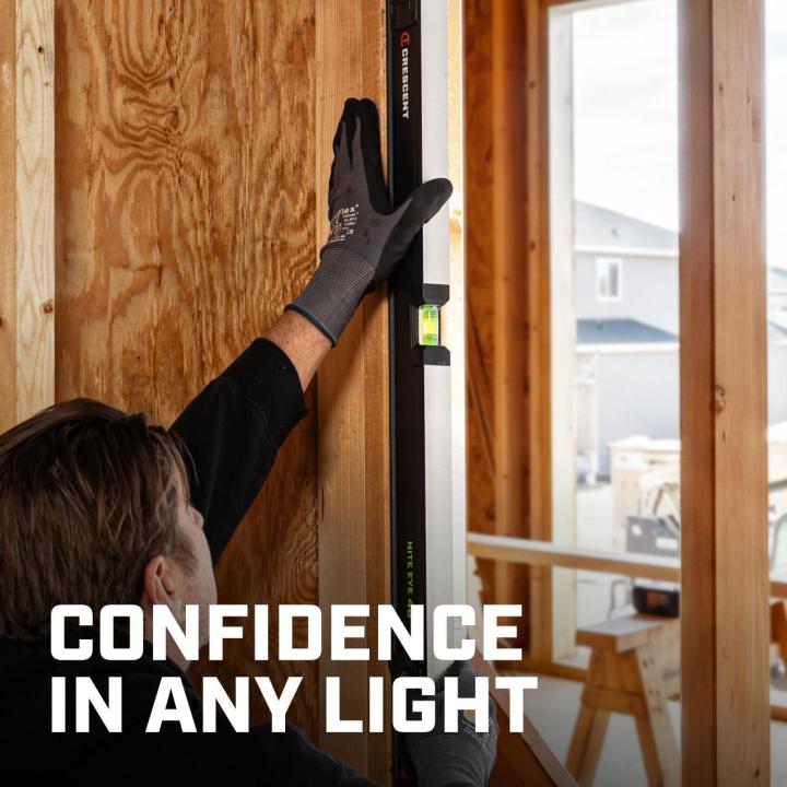 E-graphic of a person with a box level stating that this level gives you confidence in any light