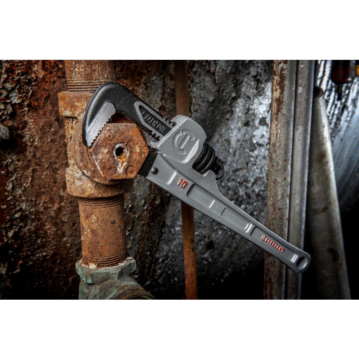 Crescent 10 Aluminum Slim Jaw Pipe Wrench - MRO & Jordan