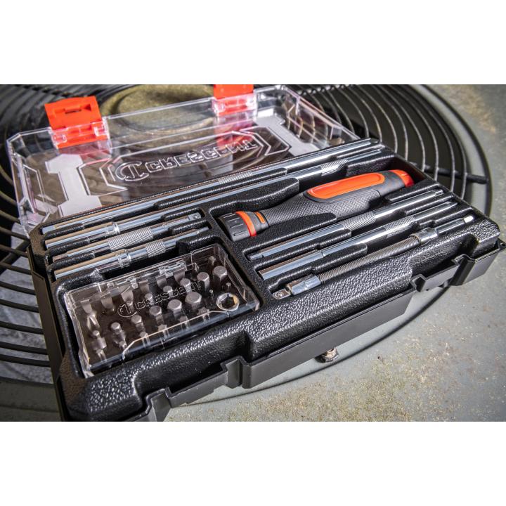 39 Piece Ratcheting Bit Driver Set | Crescent