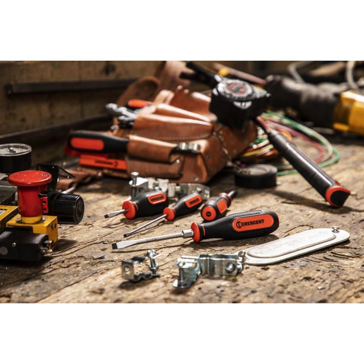 4 Piece Slotted Dual Material Screwdriver Set | Crescent