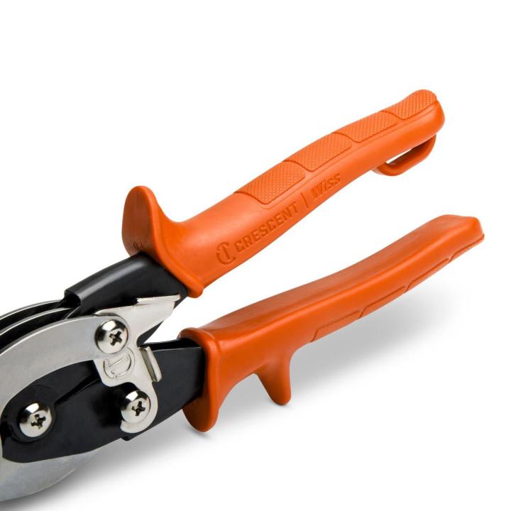 Close up image of the Crescent CTH5SC crimper orange handle and locking latch